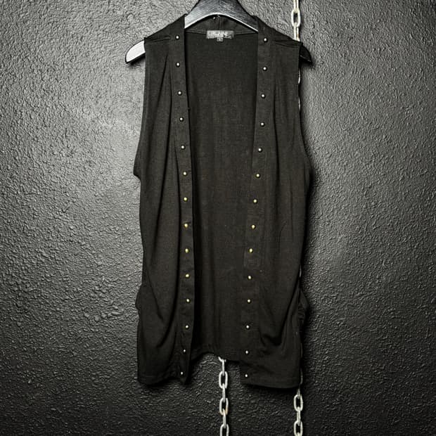 Fine NINE BLACK LABEL – Studded Vest
