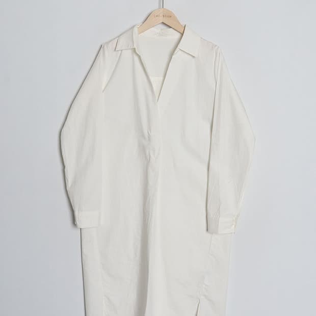 KOBE LETTUCE Skipper One-Piece