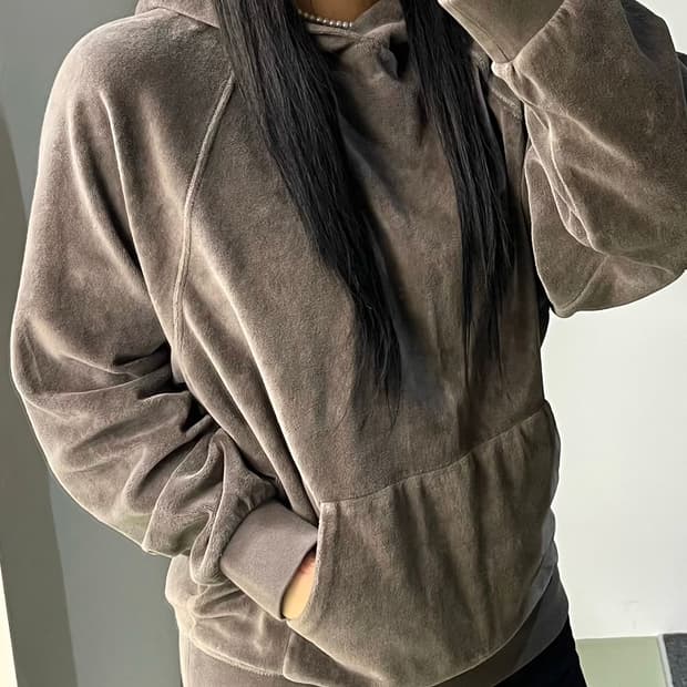 에센셜 22f/w 벨루어 후디