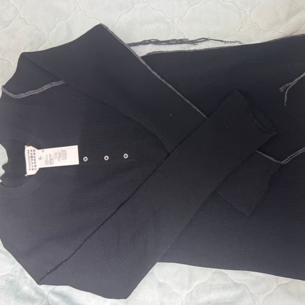 마르지엘라 18aw 헨리넥 울 니트