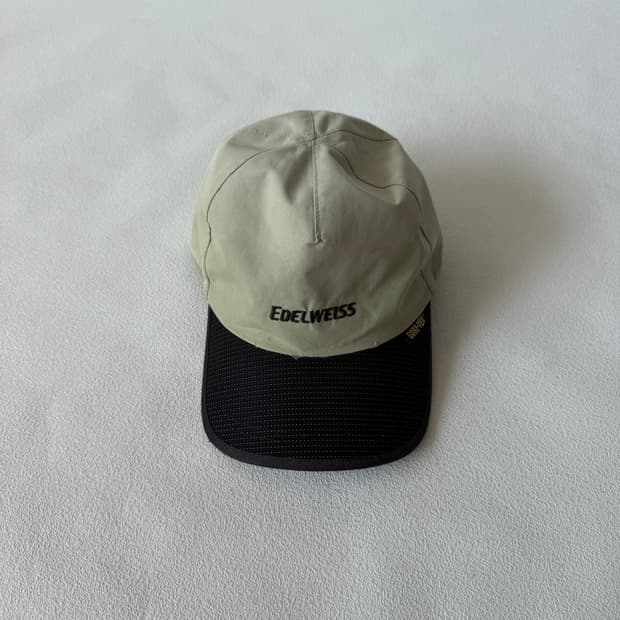 고어텍스(GORE-TEX) 아웃도어 캡