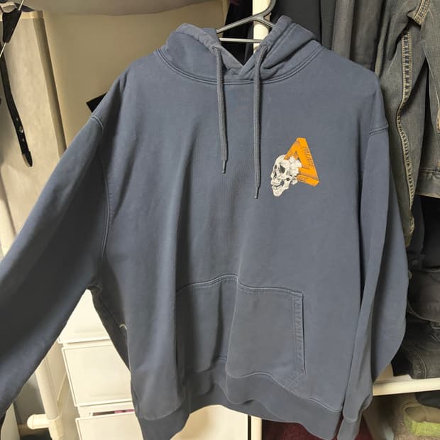 palace skull hoodie (xl size)