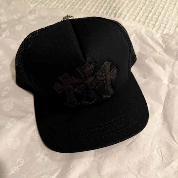 크롬하츠 세메터리 가죽패치 매쉬캡