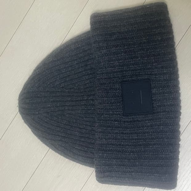 아크네 스튜디오 그레이 회색 비니 새상품