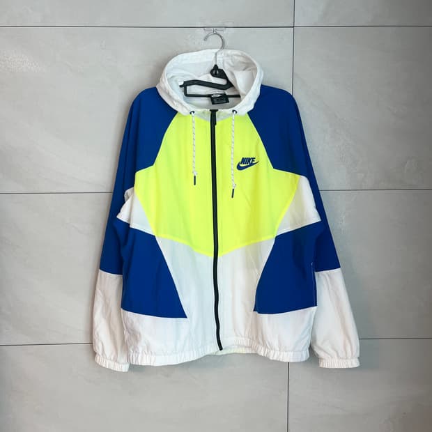 나이키 윈드러너 칵테일 바람막이 [M]