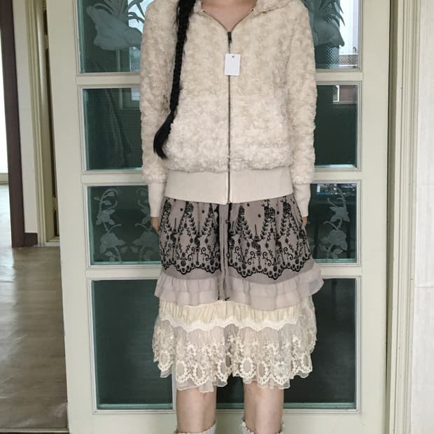 Fake fur hood zip up