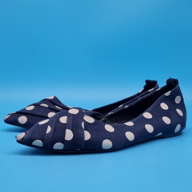 h SJSJ 도트 여성플랫슈즈 240