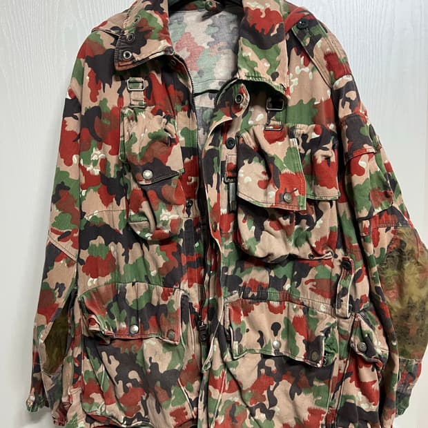 스위스 m70 자켓 52 (105정도)