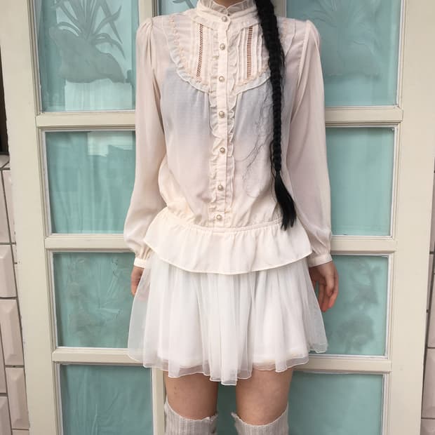 Axes femme lace blouse