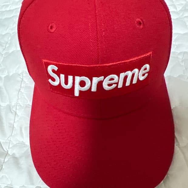 슈프림 챔피언쉽 뉴에라 레드