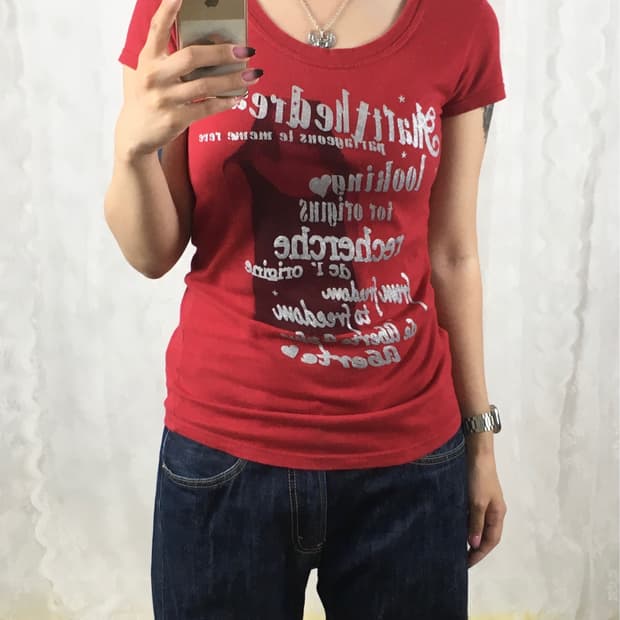 JPN y2k graphic red top