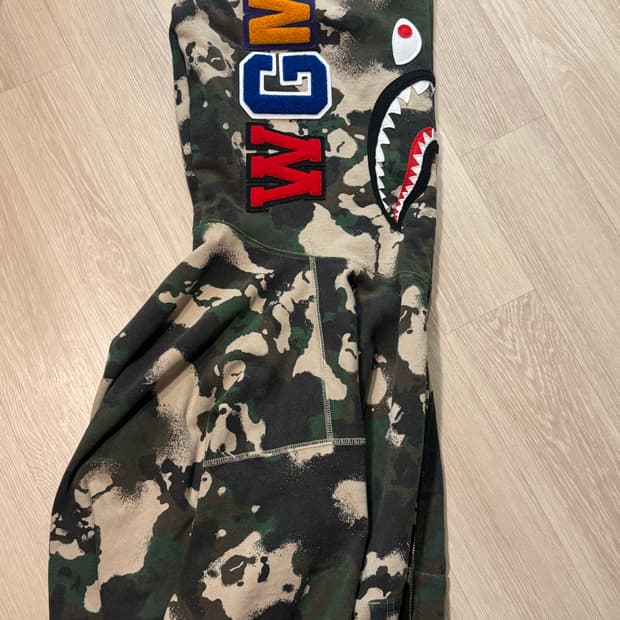 베이프 맵 카모 샤크 릴렉스드 핏 풀 집 후드 멀티 그린 L