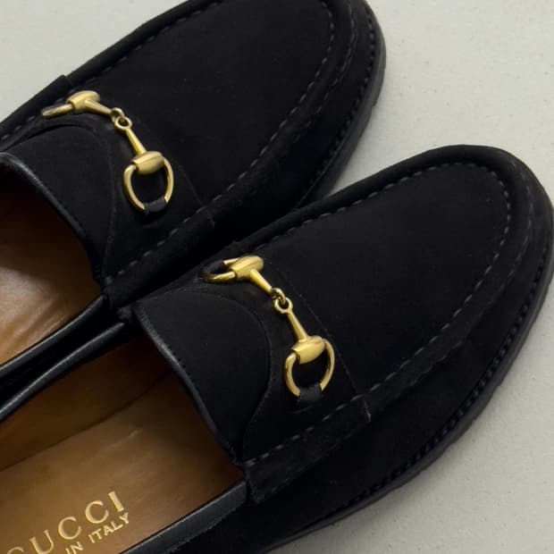 구찌 홀스빗 스웨이드 로퍼