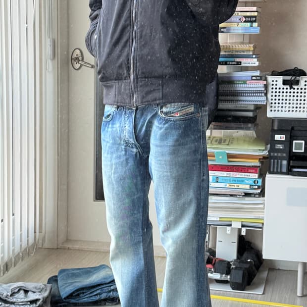 디젤 자티니 플레어 부츠컷 w30 L32 