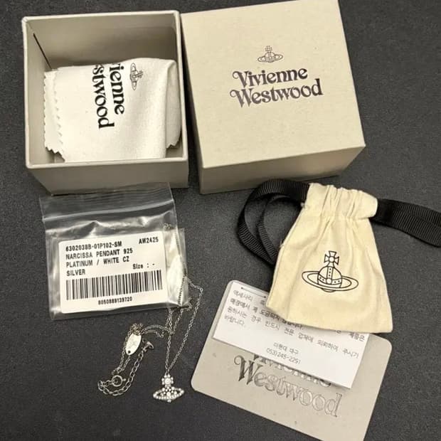 비비안웨스트우드 나르시사 실버925 목걸이