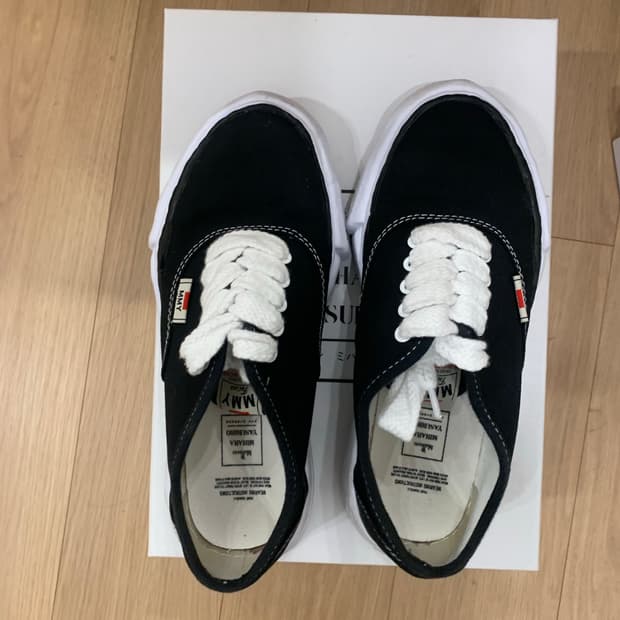 미하라 야스히로 베이커 스니커즈 39