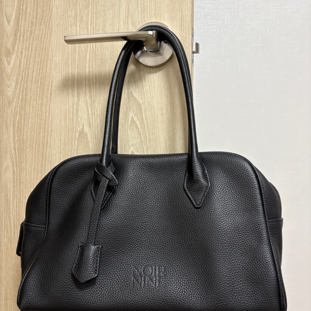 누아르나인 피츠백 (정가: 198,000원)