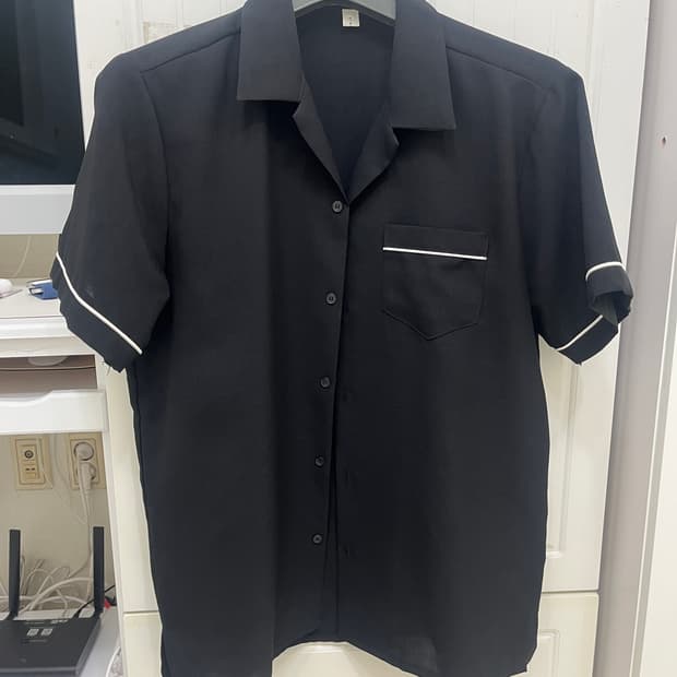 엘가노벰버 남성 반팔 블랙 셔츠