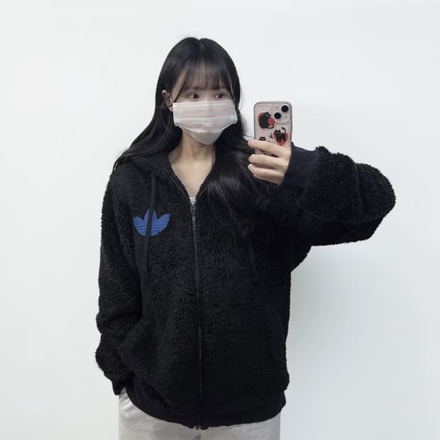 아디다스 빅 로고 후리스 후드집업 블랙