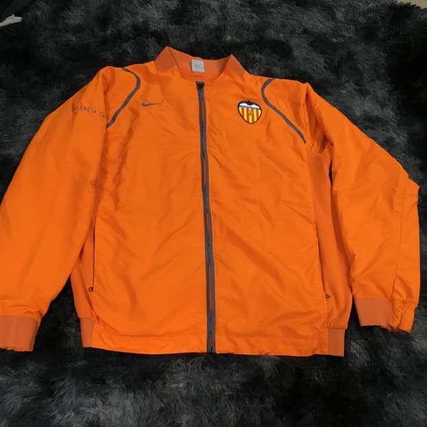 투티/0399 나이키 Valencia 발렌시아 CF 오렌지 바람막이