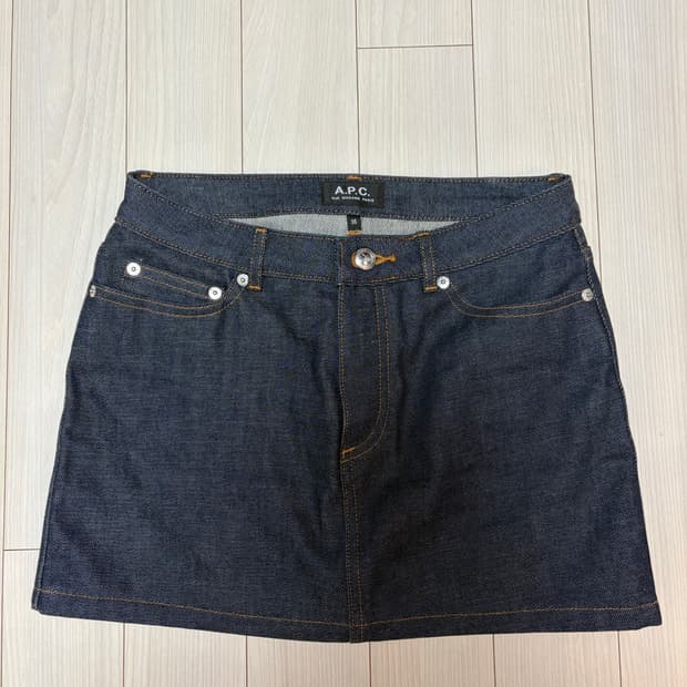 a.p.c. 데님 스커트