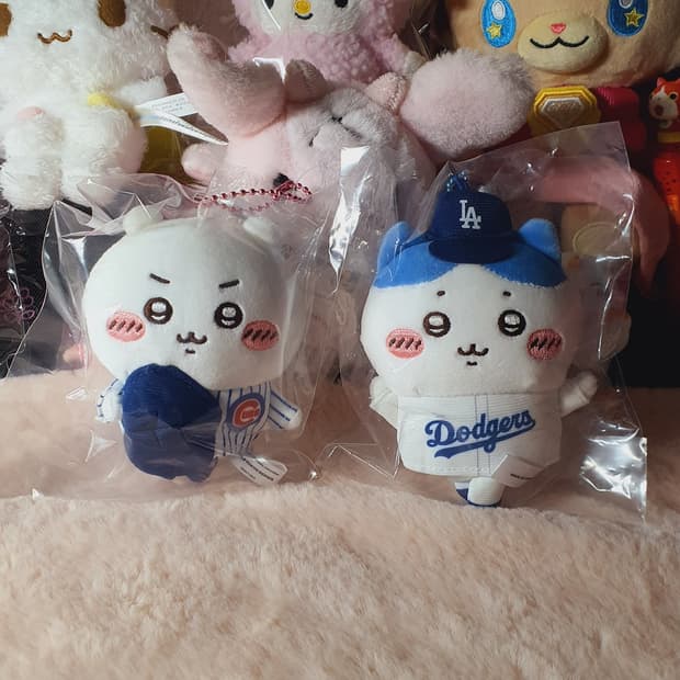 미개봉 일괄) mlb 야구 다저스 컵스 마스코트 치이카와 하치와레 인형