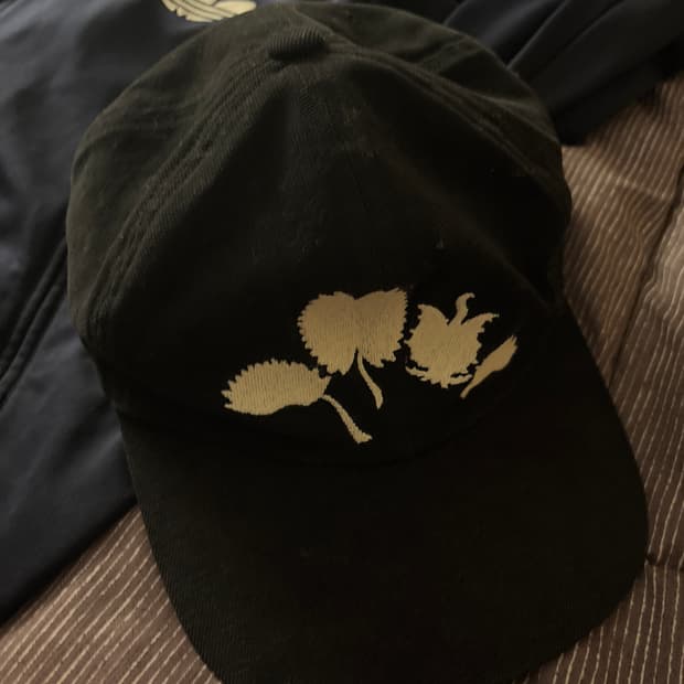 아노니모아 모자