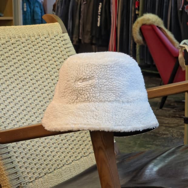 나이키 리버서블 버킷햇 