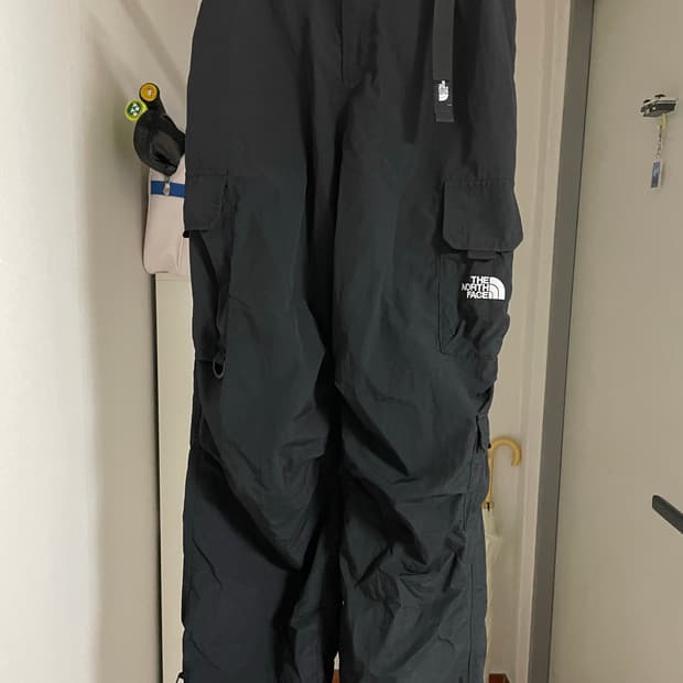 NP6NR10A 남성 베스티 팬츠_BLACK