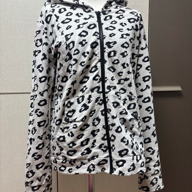 화이트 레오파드 호피 후드집업 갸루