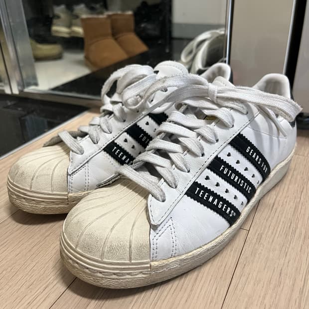 아디다스 슈퍼스타 휴먼메이드 콜라보 / 235