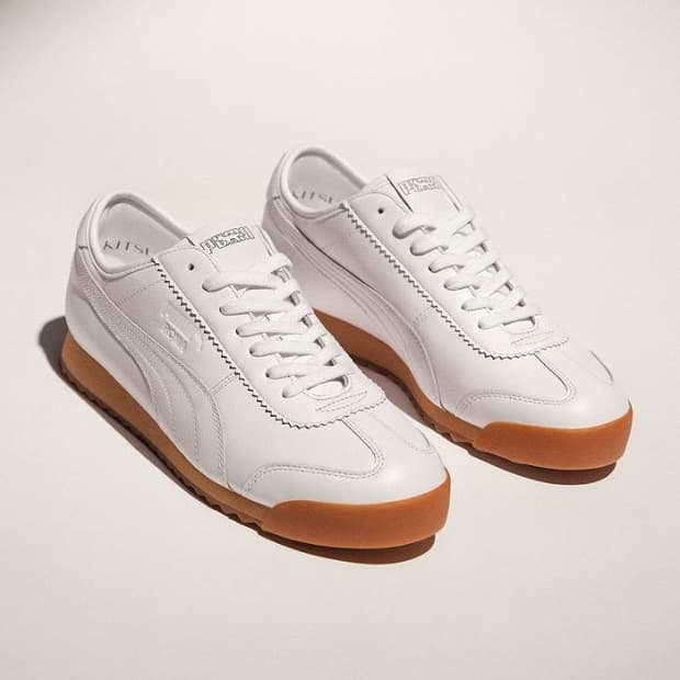 푸마 메종키츠네 로마 화이트 스니커즈 225