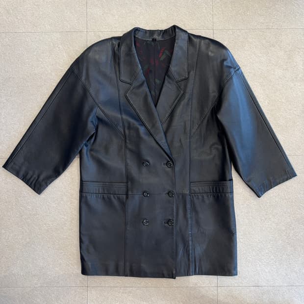 레더 더블 코트