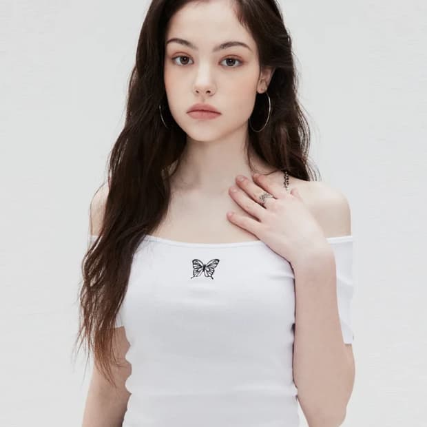 LUVISTRUE 체인 오프숄더 SU CHAIN OFF SHOULDER(