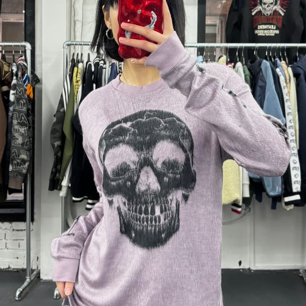 히스테릭 글래머 스컬 아크릴 롱슬리브