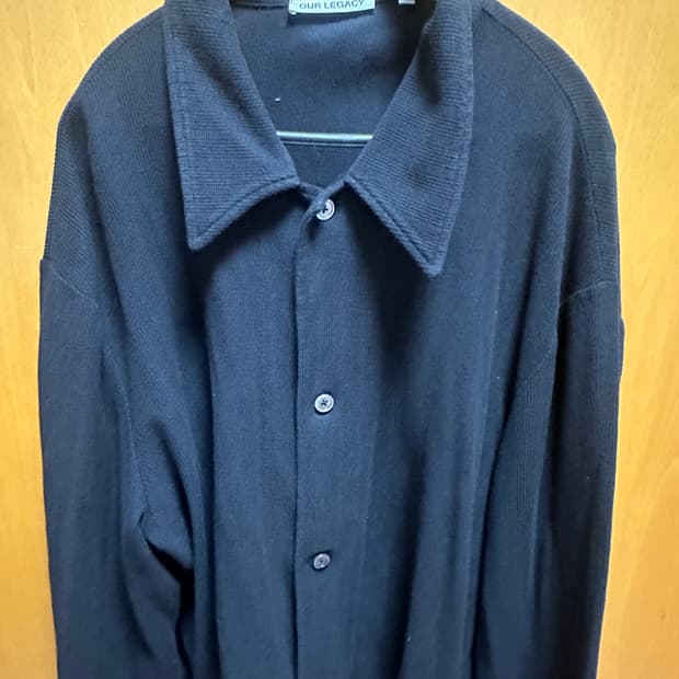 아워레가시 크롭셔츠