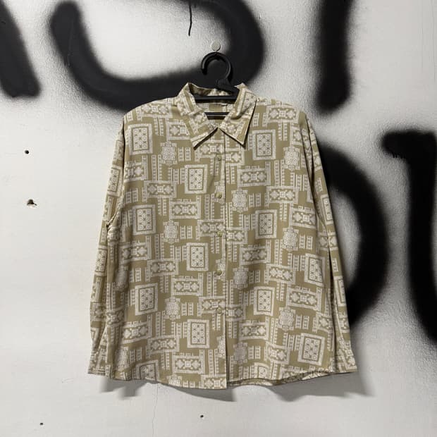 VTG 빈티지 에스닉 마오리 풀 패턴 폴리 긴팔 셔츠