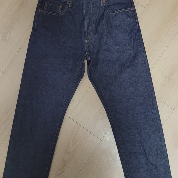 유니클로 셀비지 레귤러핏 진 31