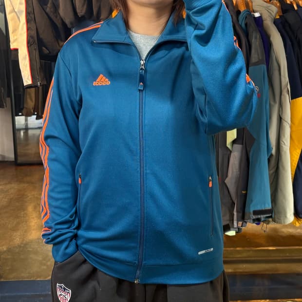 아디다스 사이드라인 트랙탑