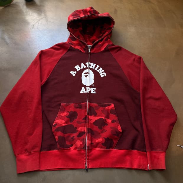 베이프 크레이지 카모 적계 릴렉스핏 후드집업 