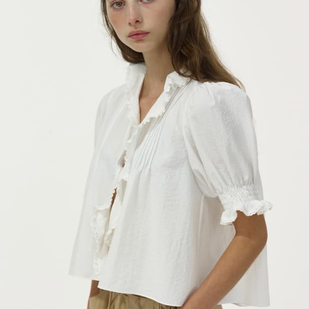 리본빛 Rosie Ruffle Blouse