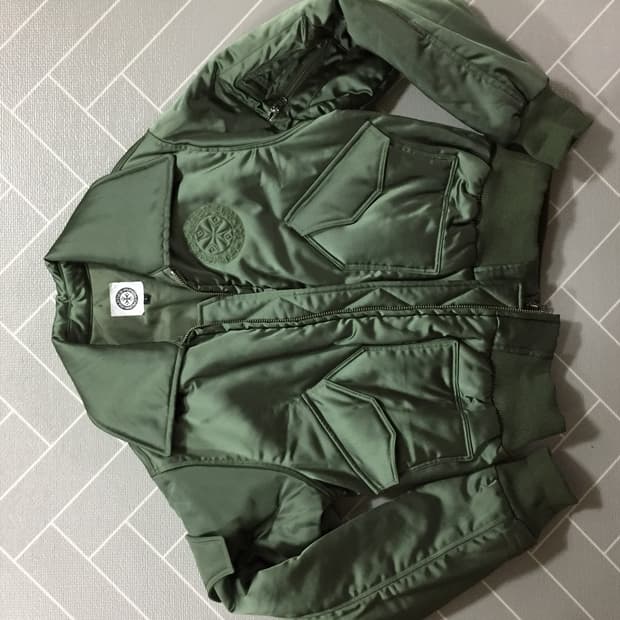 펀치드렁크파티즈 플라이트 자켓 올리브 1사이즈