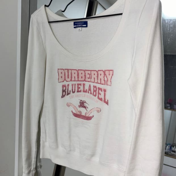 버버리 블루라벨 맨투맨