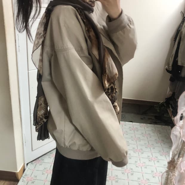 레오파드 코사주 배색 스카프