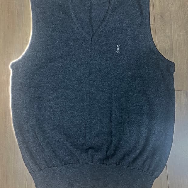 입생로랑 니트 베스트