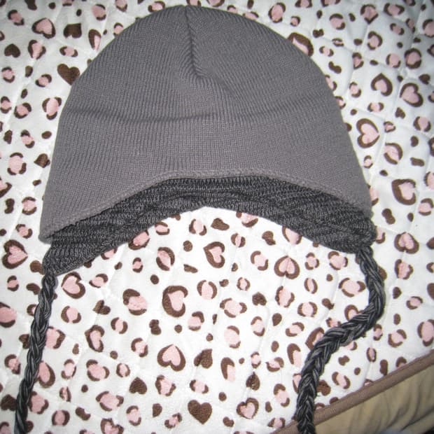 Coyseio 코이세이오 더블 트루퍼 비니 코코아