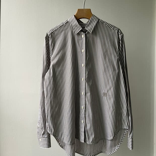 (새상품) toteme 토템 오버핏 셔츠