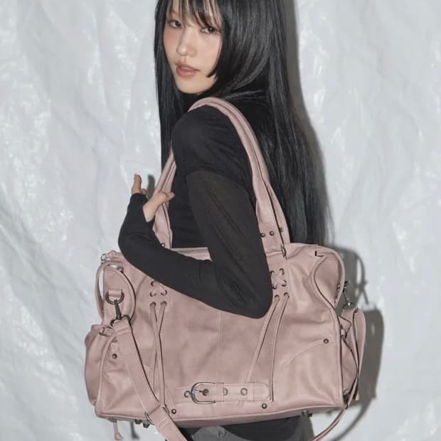 팬시클럽 레더백 구해요