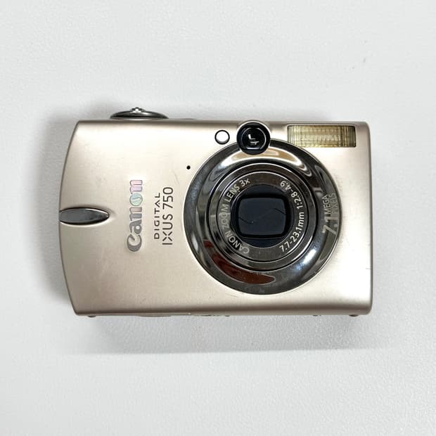 캐논 익서스 750 IXUS (익시 IXY 700, 파워샷 SD550)