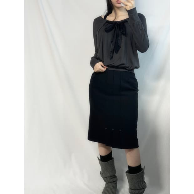 프론트 버튼 울 스커트